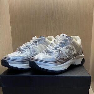 CHANEL Women's comfortable sports shoes